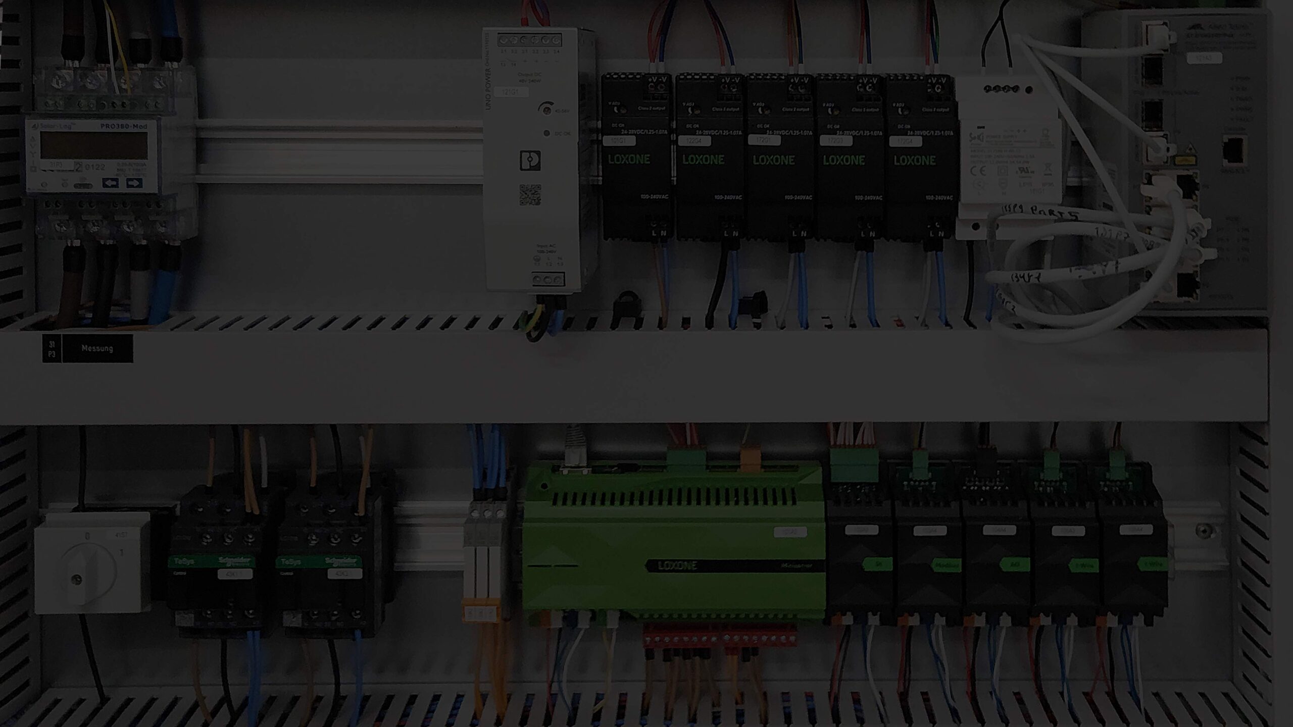Visualisierung moderner Gebäudeautomation – Steuerung von Licht, Heizung und Energie mit smarten Systemen